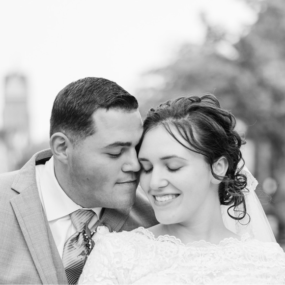 Kristen Perez❤︎︎ - Picture 13 of 16